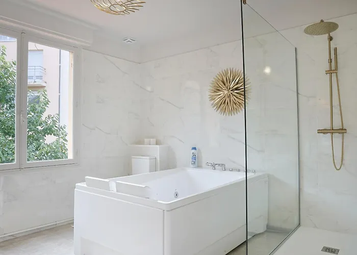 Erawan Boutique Hotel