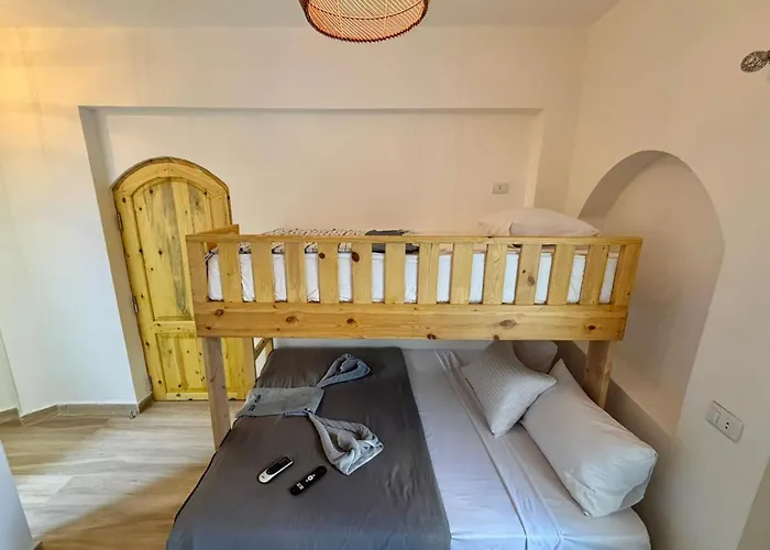 New Amanda Hotel
