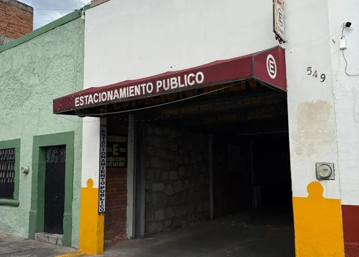 El Suburbio - Aldama