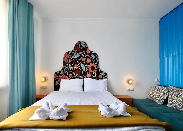 Duet Hostel