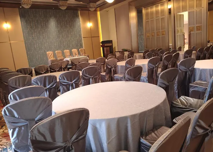 La Belle - The Business Hotel