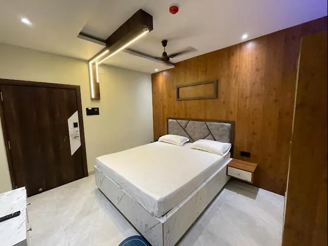 Hotel Rk International