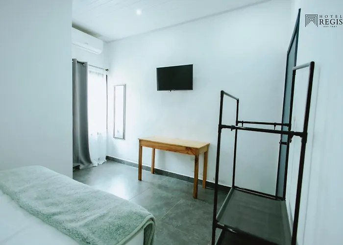 Hotel Regis