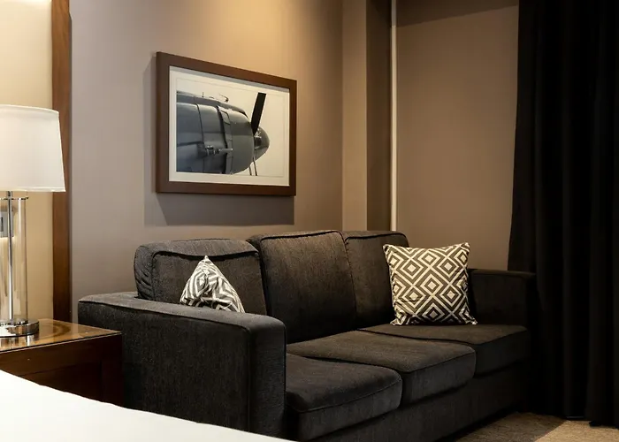 Sandman Signature London Gatwick Hotel