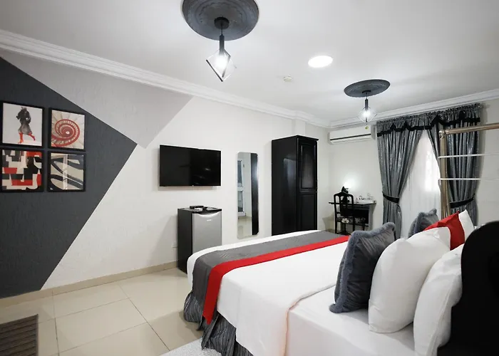 The Ritzz Exclusive Guest House