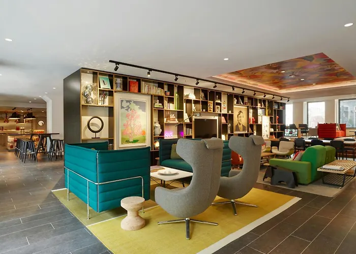 citizenM Amstel Amsterdam Hotel