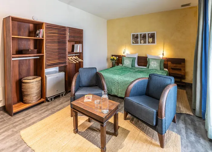 Hotel Le Djoloff