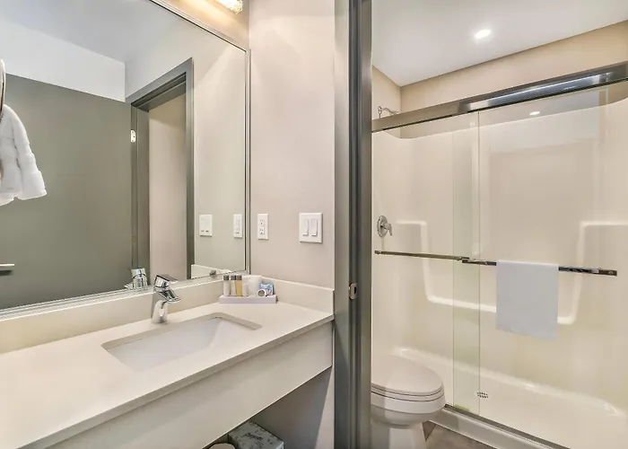 The Hue Hotel, An Ascend Collection Hotel