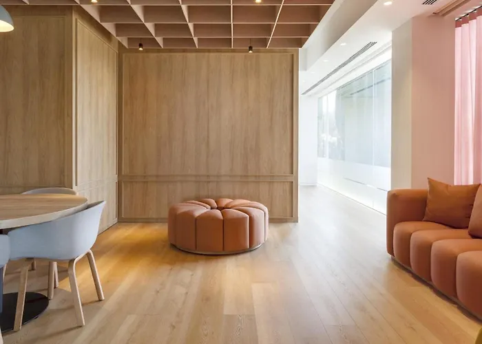 Holiday Inn Express Pamplona By Ihg