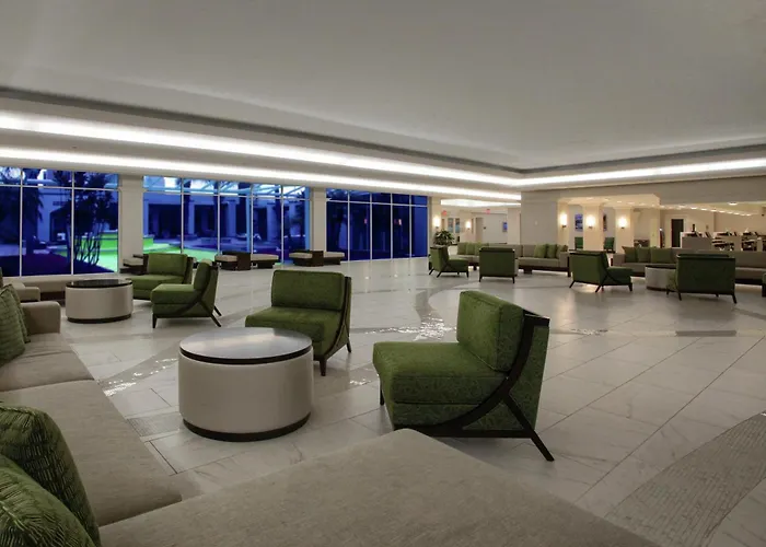 Doubletree By Hilton At The Entrance To Universal Orlando