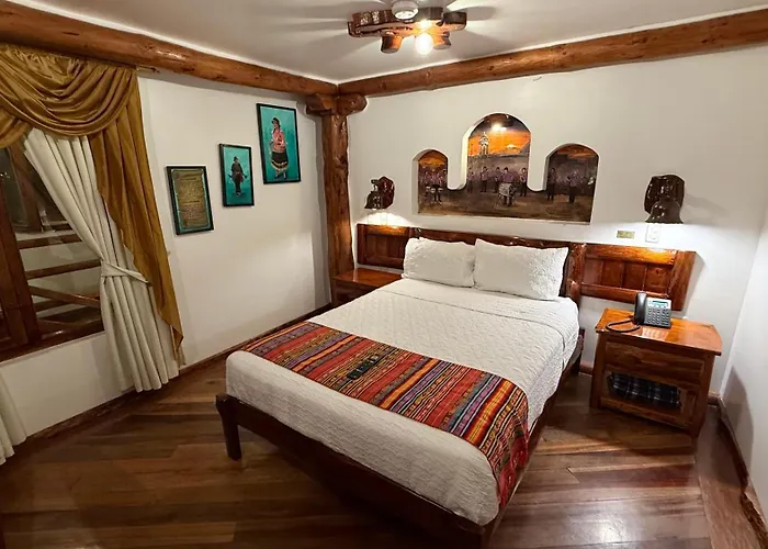 Hotel Maderanegra By Huasicama