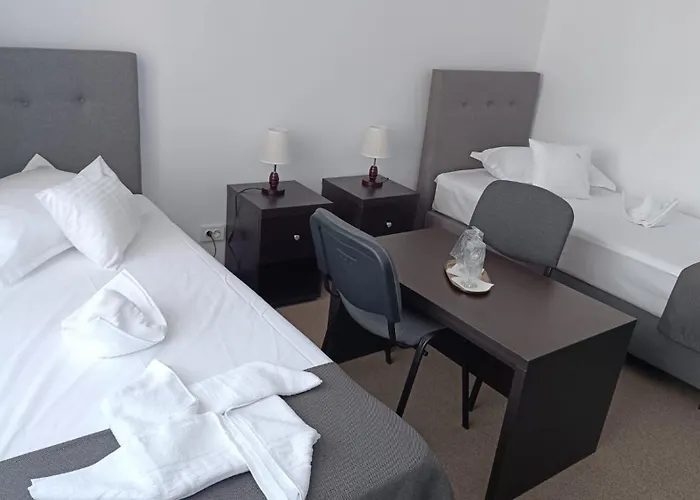 Hotel Lebada