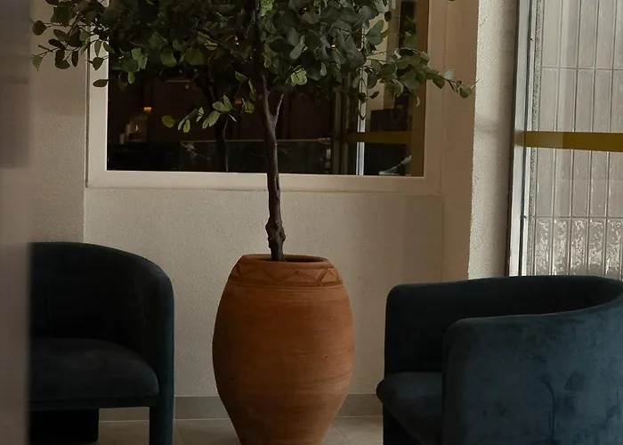 Hotel Dion