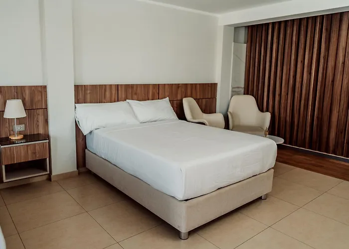Hotel Qc