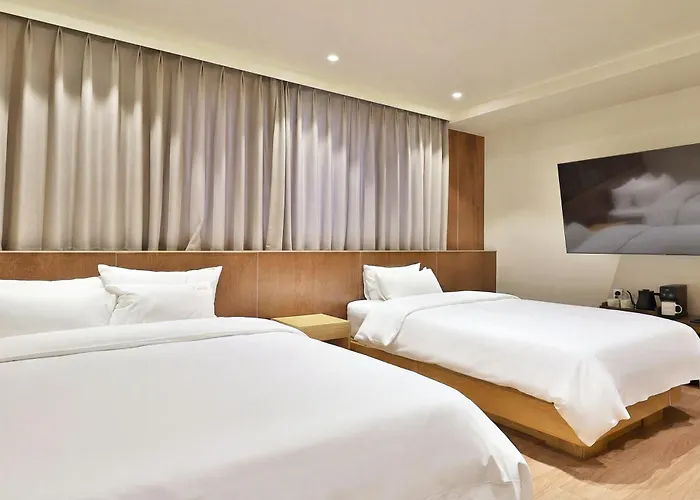 Gyeongju Coolstay Hotel