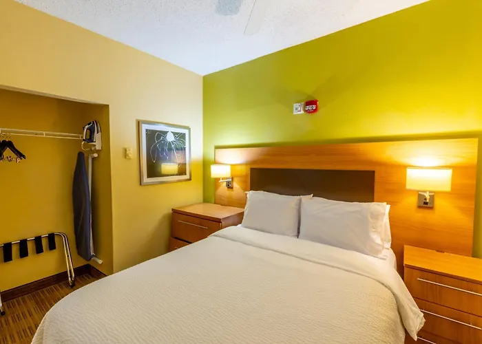 Candlewood Suites Bedford - Fort Worth By Ihg