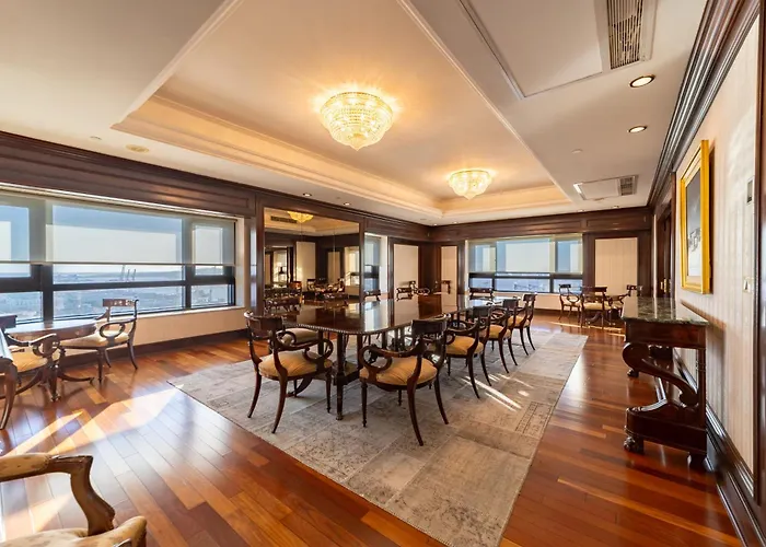 Radisson Montevideo Victoria Plaza Hotel
