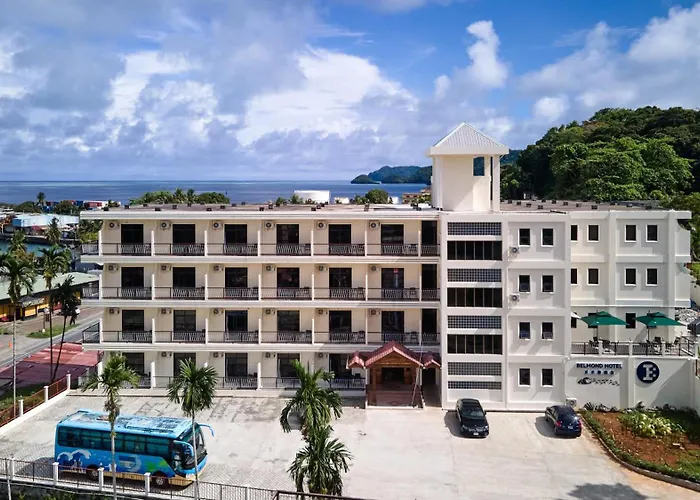 Belau Almond Hotel 贝尔曼酒店