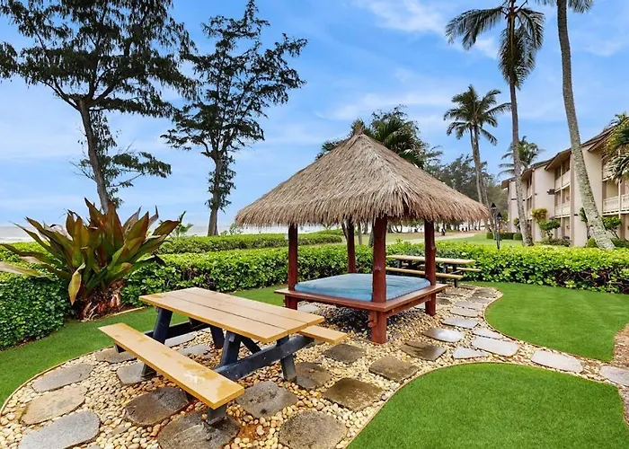 Islander On The Beach 204