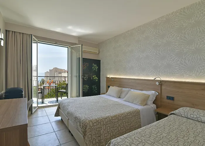 Hotel & Apartments Villa Linda