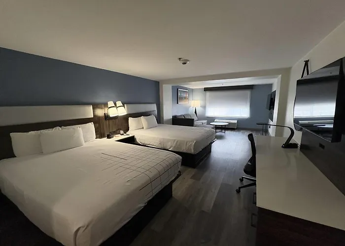 La Quinta By Wyndham Dodge City