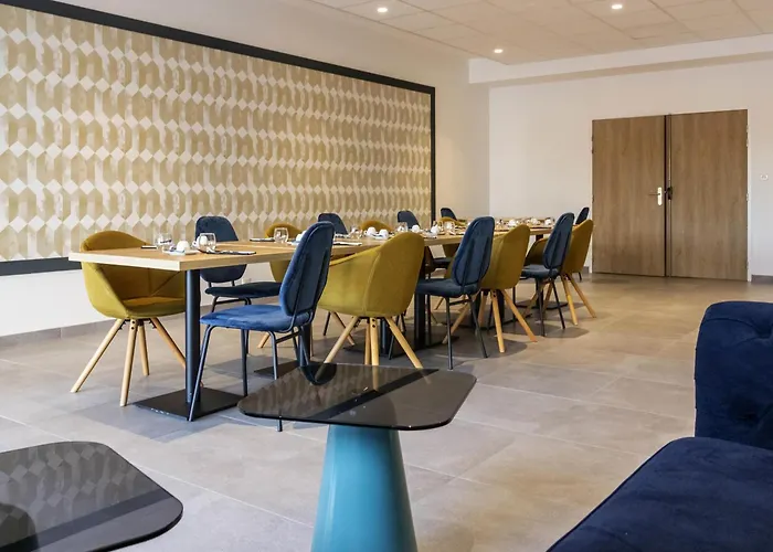 Ibis Styles Fougeres