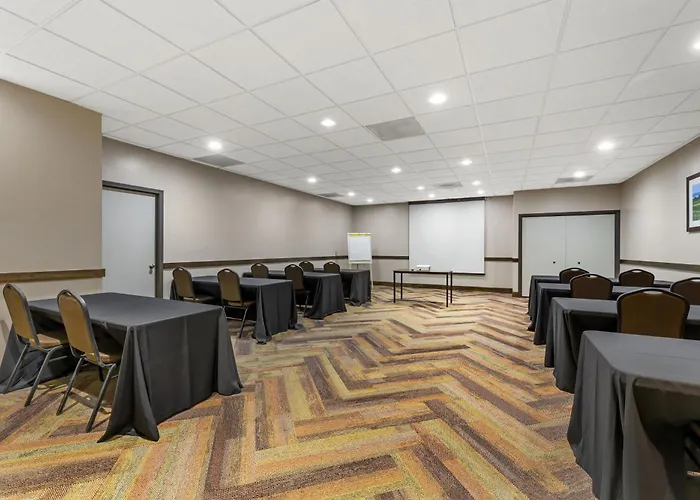 Best Western Plus Wooster Hotel & Conference Center