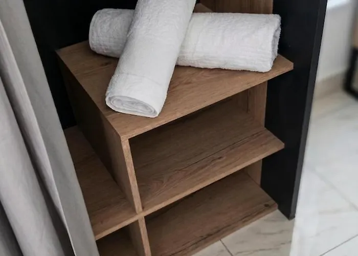 2 0 HÔTEL Ylang