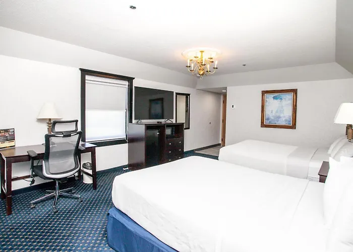 Chateau Hotel And Conference Center