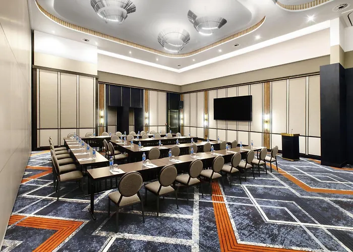 Legend Hotel Lagos Airport, Curio Collection By Hilton