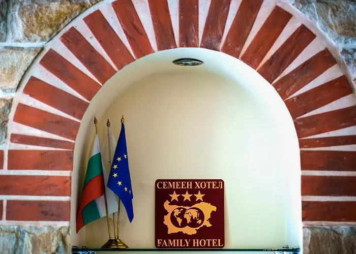 Dionis Hotel