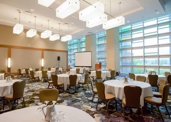Coast Coal Harbour Vancouver Hotel By Apa