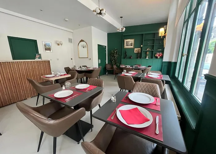 Logis Hotel - Le Petit Bellon