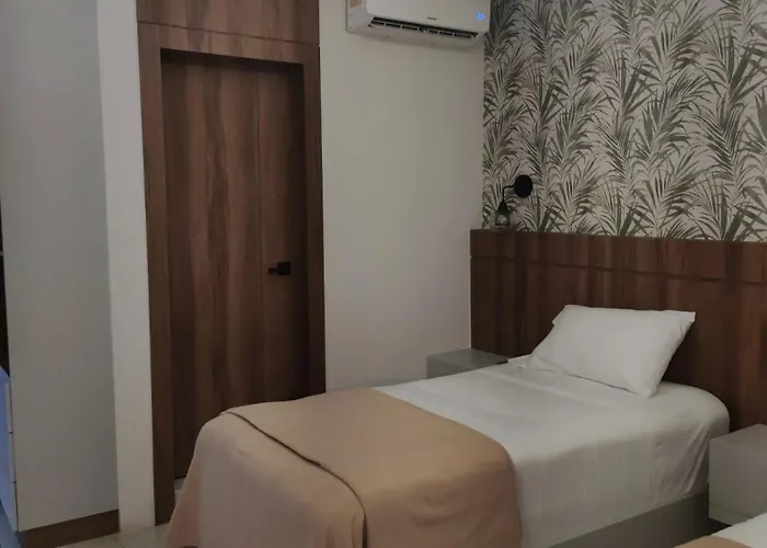 293 Vip Suites