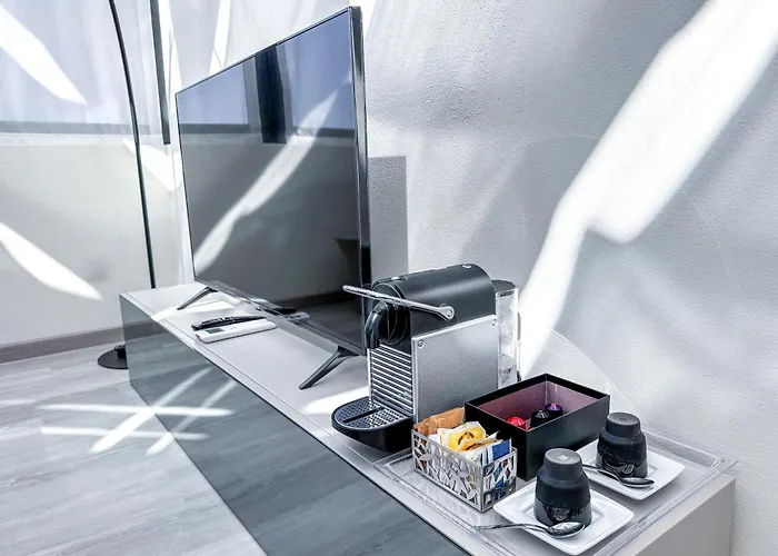 Continental Urban Art Hotel