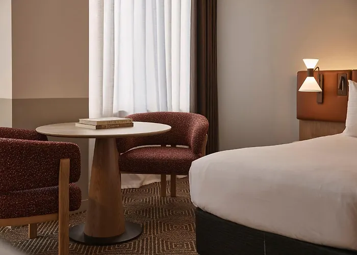 Flagstaff Gardens Hotel Melbourne