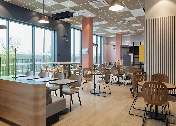 B&B Hotel Versailles Rocquencourt