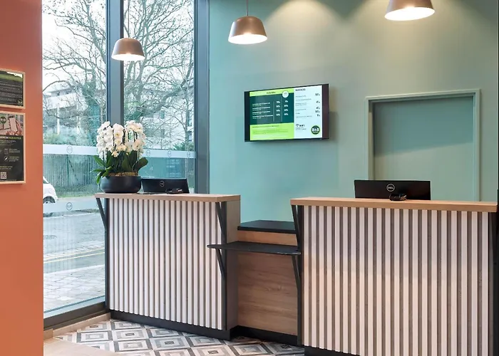 B&B HOTEL Versailles Rocquencourt