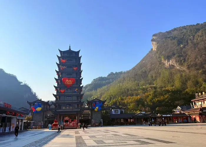 Zhangjiajie Boman Smart Hotel -10Min To Forest Park East Gate & English Butler & Tour Tickets
