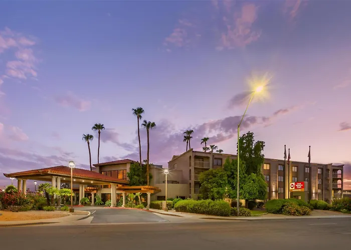 Best Western Plus Scottsdale Thunderbird Suites