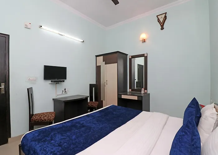 Hotel O Alpine Residency
