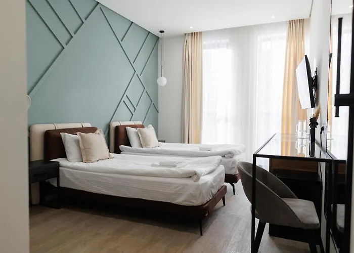 Select Hotel