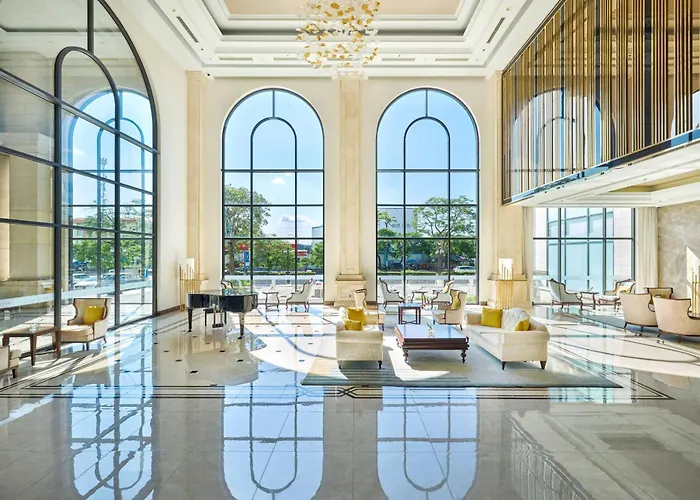 Meliá Vinpearl Hai Phong Rivera