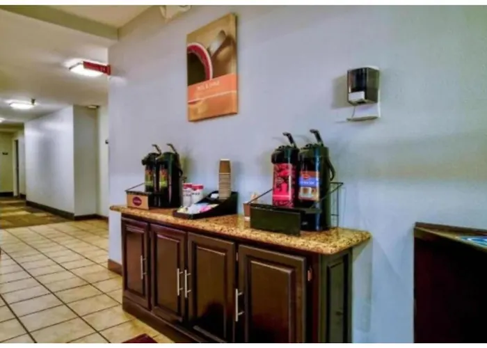 Studio 6 Suites Hesperia, CA West Main Street I 15
