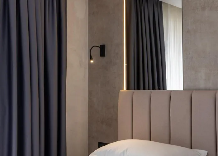 Solo Hotel