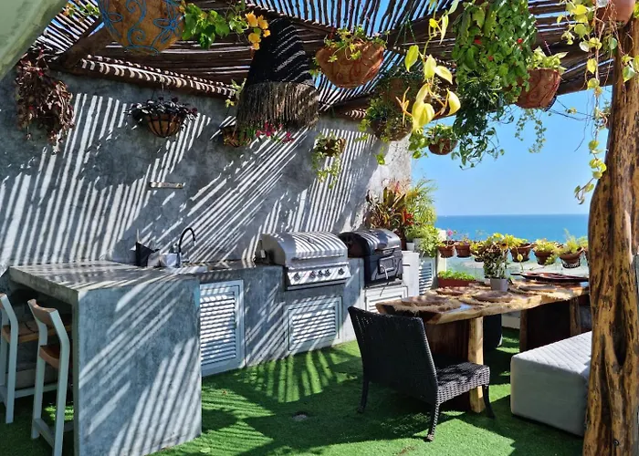 The Belladona Penthouse By Acomodo