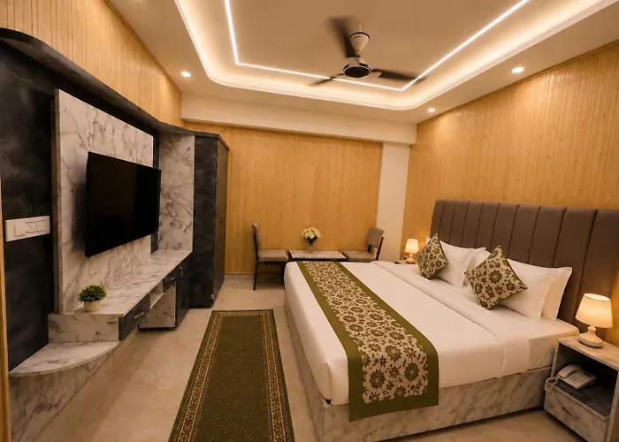Sitara Premium Dhakad Gold, Near Lakshman Jhula, Tapovan