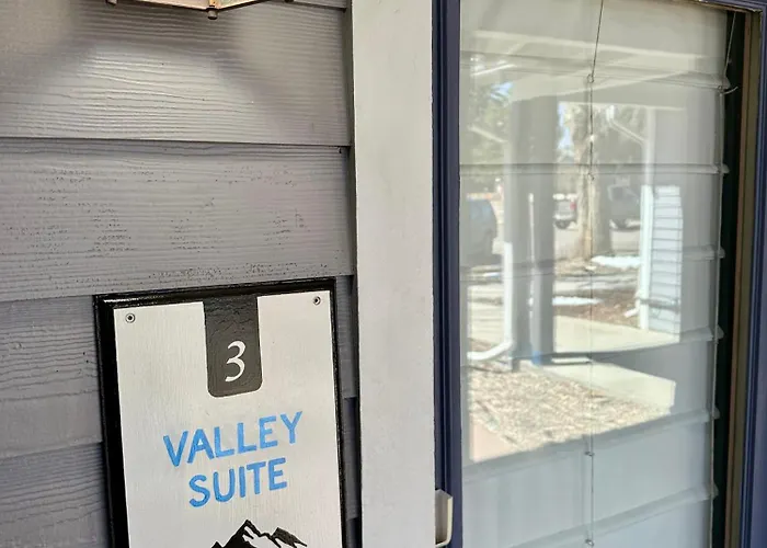 Valley Suite