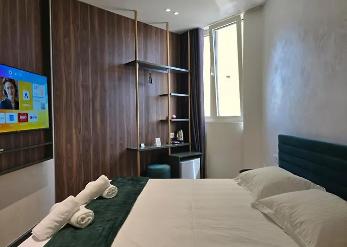 Sols Center Rooms