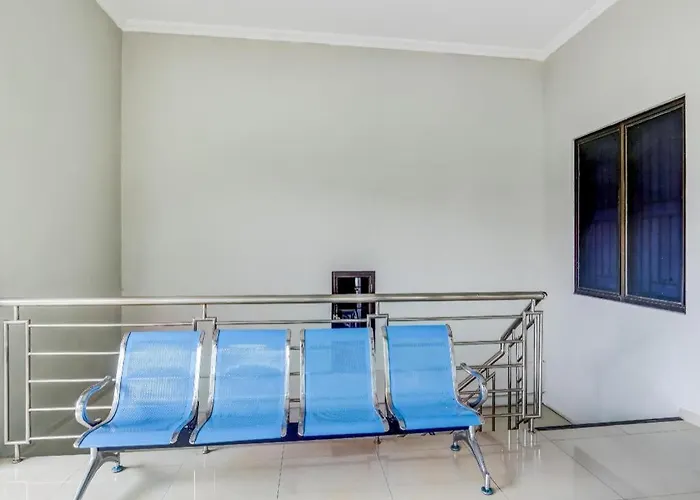 Oyo 90927 Homestay Tentrem 2